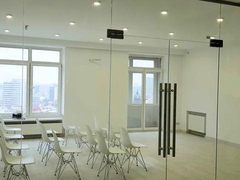 комерційна за адресою Круглоуніверситетська вул., 3-5