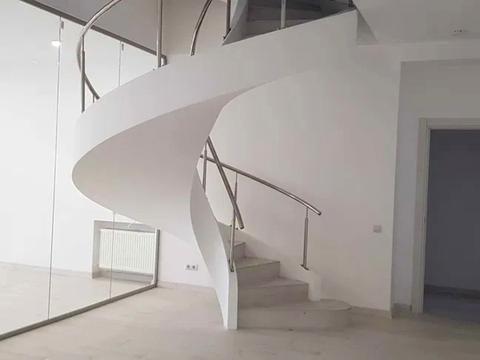 комерційна за адресою Круглоуніверситетська вул., 3-5