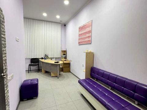 коммерческая по адресу Академика Амосова ул., 35