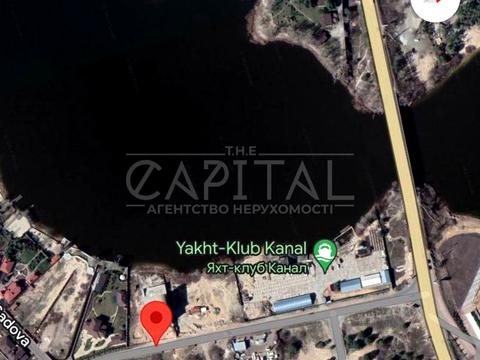 коммерческая по адресу Квітнева, 111