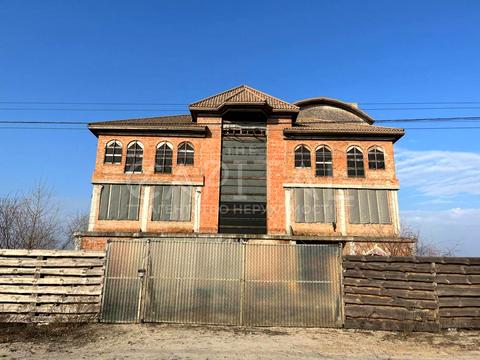 коммерческая по адресу Квітнева, 111