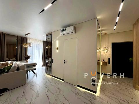 квартира за адресою 24 Серпня вул., (Будинок 9)