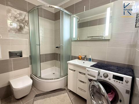 квартира за адресою Євгена Коновальця вул., 11