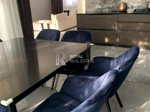 будинок за адресою Товарна вул., 24Б