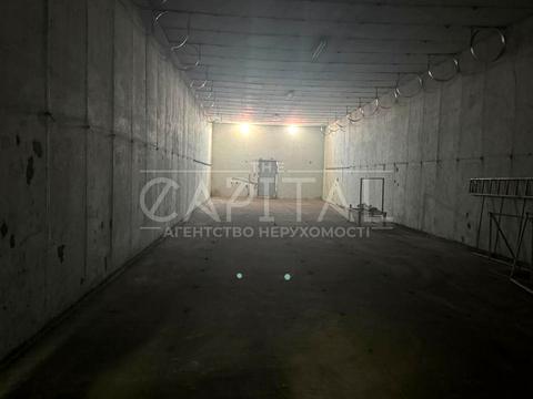 комерційна за адресою Свято-Покровська вул. (Леніна), 10