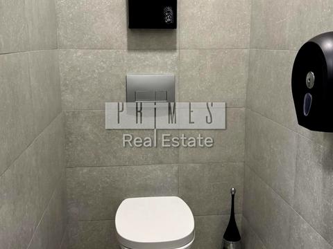 комерційна за адресою Євгена Коновальця вул. (Щорса), 32-Б