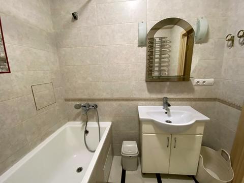 квартира за адресою Академіка Амосова вул., 61