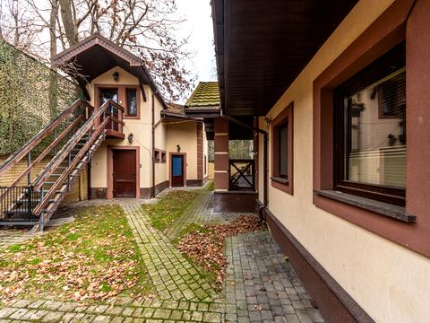 будинок за адресою Лісова вул.