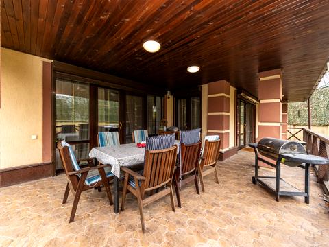 будинок за адресою Лісова вул.