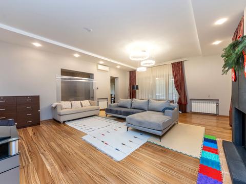 будинок за адресою Лісова вул.