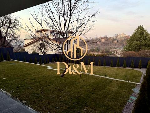 будинок за адресою Київ, Листопадна вул.