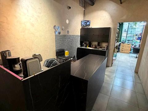 коммерческая по адресу Дмитрия Яворницкого просп. (Карла Маркса), 72-Б