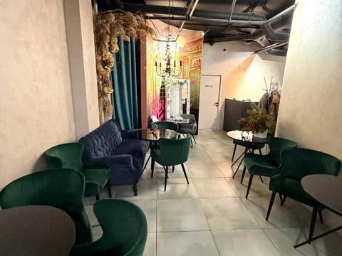 коммерческая по адресу Дмитрия Яворницкого просп. (Карла Маркса), 72-Б