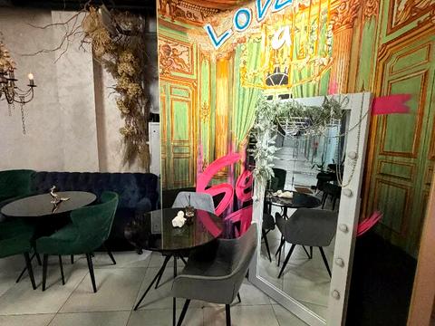 коммерческая по адресу Дмитрия Яворницкого просп. (Карла Маркса), 72-Б