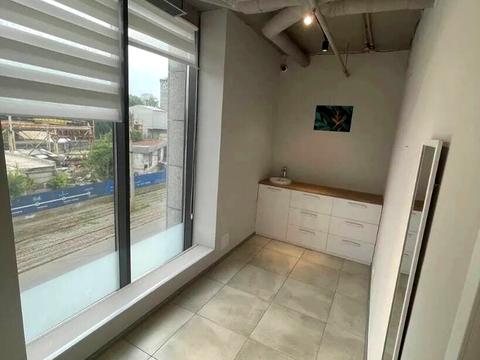 коммерческая по адресу Дмитрия Яворницкого просп. (Карла Маркса), 72-Б