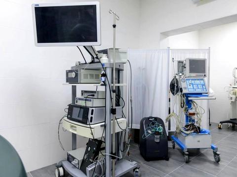 комерційна за адресою Квіткова вул., 7