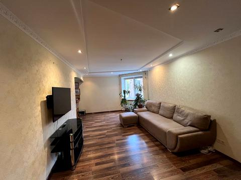 квартира по адресу Александра Бедного ул., 1