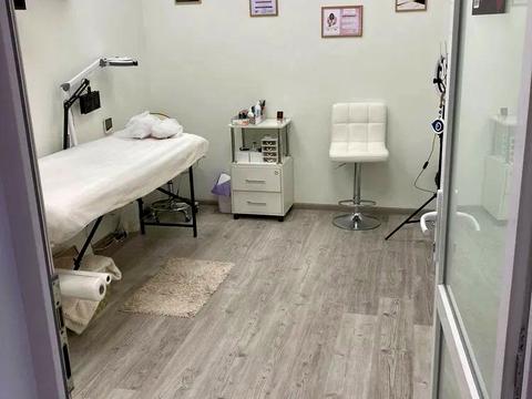 комерційна за адресою Миколи Руденка бульв. (Кольцова), 14