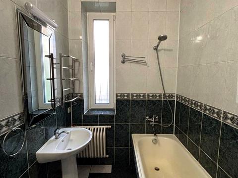 дом по адресу Михаила Павлика ул., 12