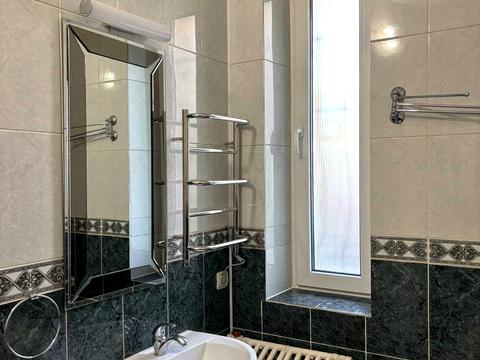 дом по адресу Михаила Павлика ул., 12