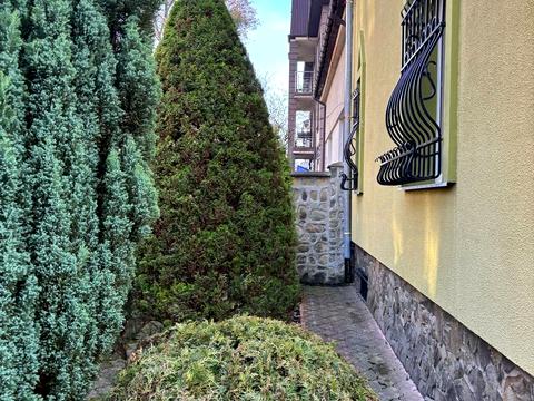 дом по адресу Михаила Павлика ул., 12