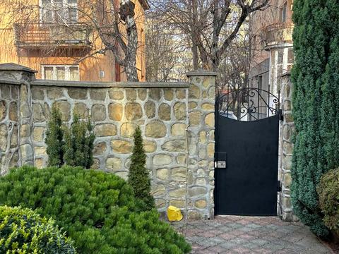 дом по адресу Михаила Павлика ул., 12