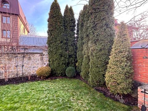 дом по адресу Михаила Павлика ул., 12