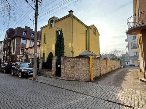 дом по адресу Михаила Павлика ул., 12