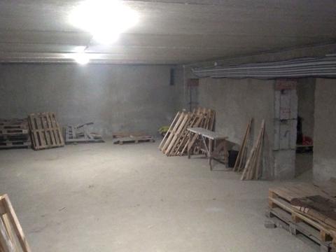 комерційна за адресою Незалежності бульв., 2