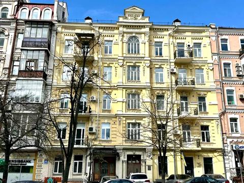 квартира за адресою Шота Руставелі вул., 36