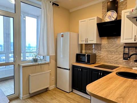 квартира за адресою Кирило-Мефодіївська вул., 2