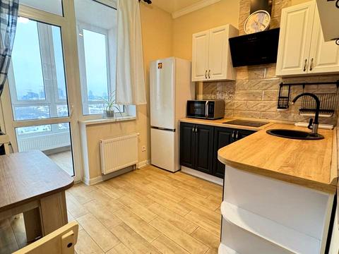 квартира за адресою Кирило-Мефодіївська вул., 2