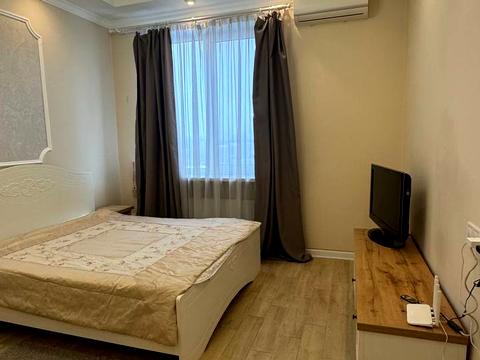 квартира за адресою Кирило-Мефодіївська вул., 2