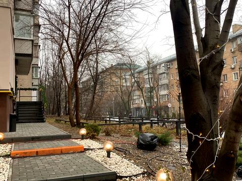 комерційна за адресою Андрія Верхогляда вул. (Михайла Драгомирова), 6-Б