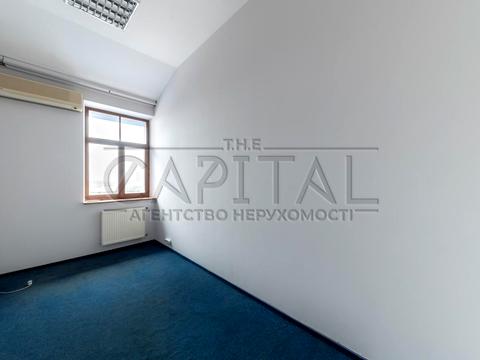 комерційна за адресою Київ, Павлівська вул., 18