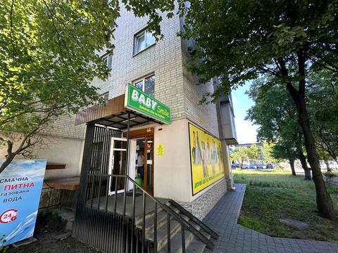 комерційна за адресою 15 Квітня вул., 2