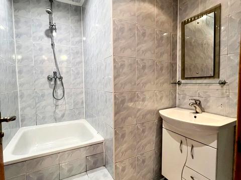 квартира за адресою набережна Василя Стефаника вул., 42а