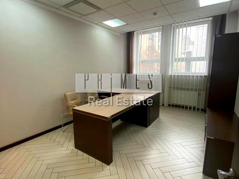 комерційна за адресою Шота Руставелі вул., 40