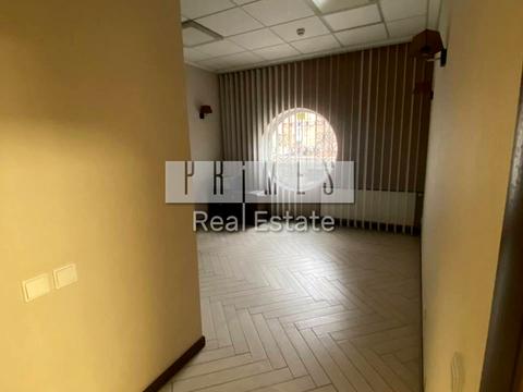 комерційна за адресою Шота Руставелі вул., 40