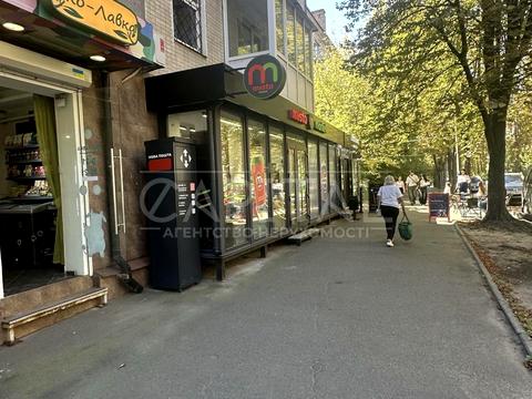 комерційна за адресою Михайла Бойчука вул. (Кіквідзе), 6-А