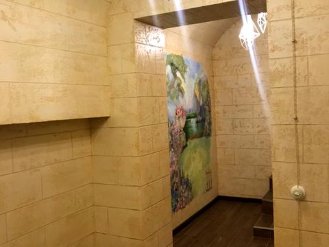 комерційна за адресою Європейська пл. (Катерининська), 6