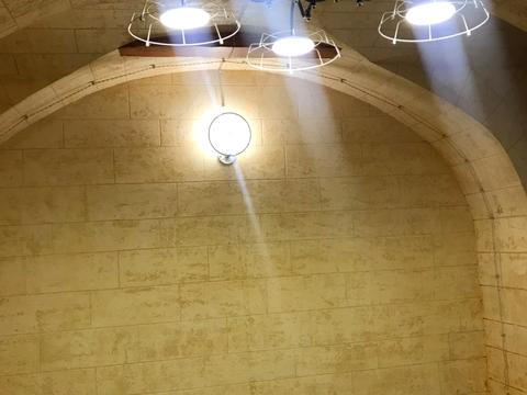 комерційна за адресою Європейська пл. (Катерининська), 6