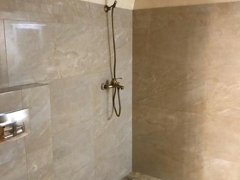 комерційна за адресою Європейська пл. (Катерининська), 6