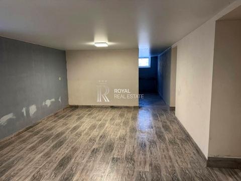 будинок за адресою Кленова вул., 5