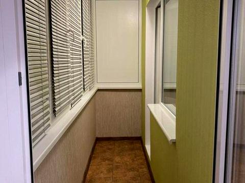 квартира за адресою Романа Шухевича просп. (Генерала Ватутіна), 12-А