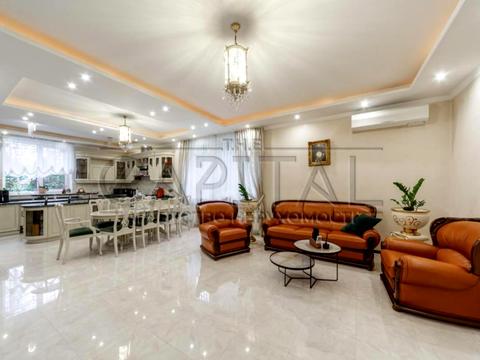 дом по адресу Святкова