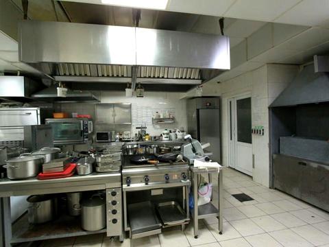 коммерческая по адресу Вячеслава Черновола ул., 25