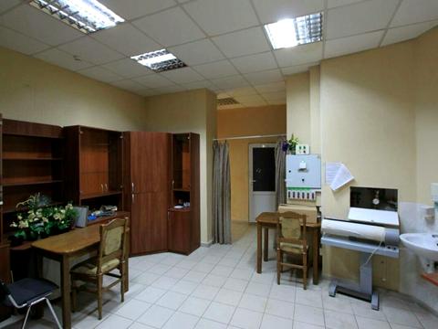 коммерческая по адресу Вячеслава Черновола ул., 25