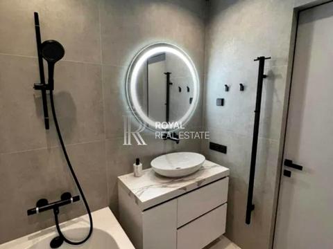 квартира за адресою Салютна вул., (Будинок 04301-04303)