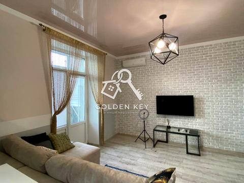 квартира за адресою Свято-Миколаївська вул. (Леніна), 36